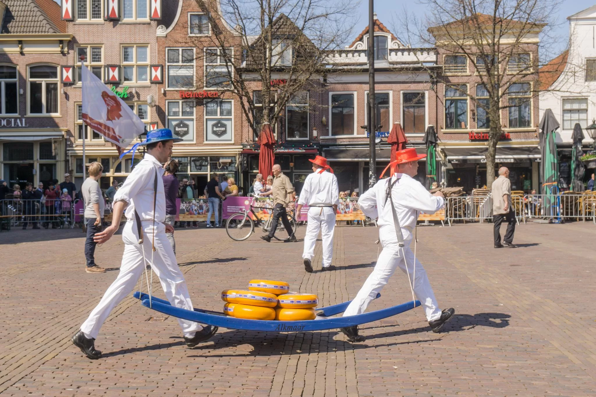 旅行足跡| 【荷蘭印象】體驗道地的荷式風情— Alkmaar 起司市集散步路線整理